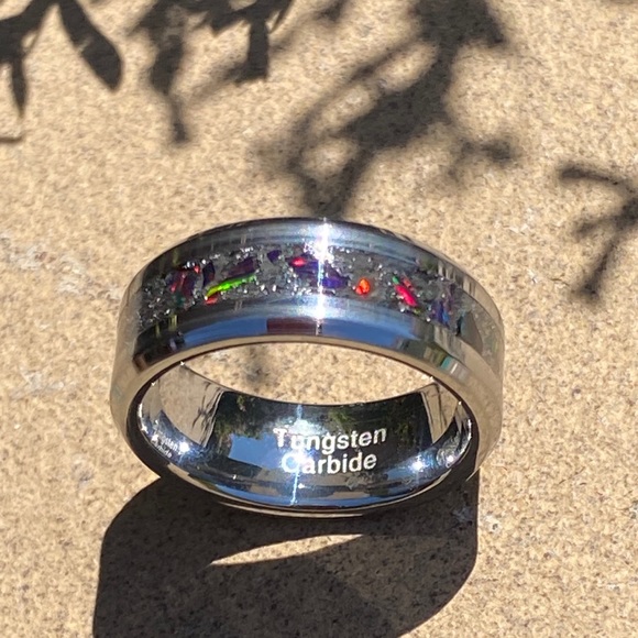 Men’s Tungsten Ring Size 11 - Picture 2 of 2